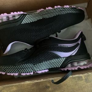 Lamincoa women shoes